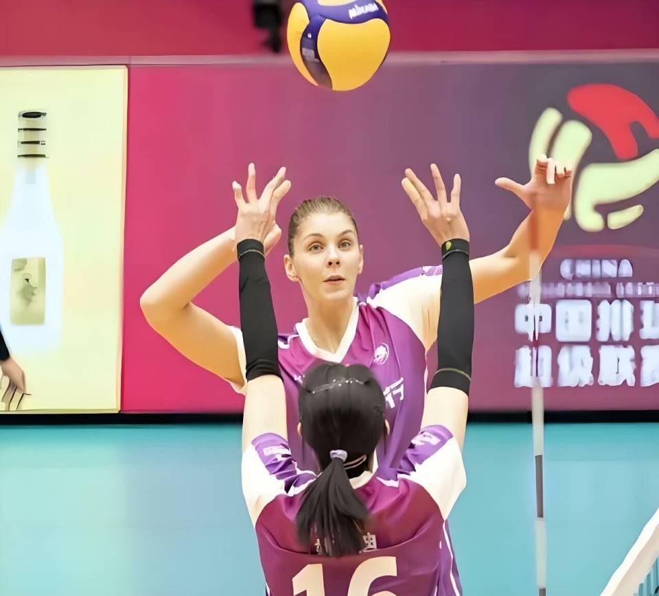 直击现场！季军战中中国队如何完成逆转获胜？