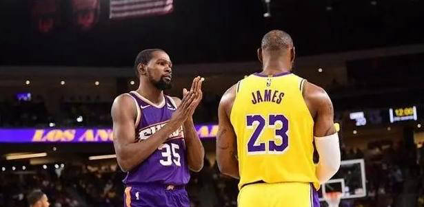 库里，詹姆斯，黄蜂！