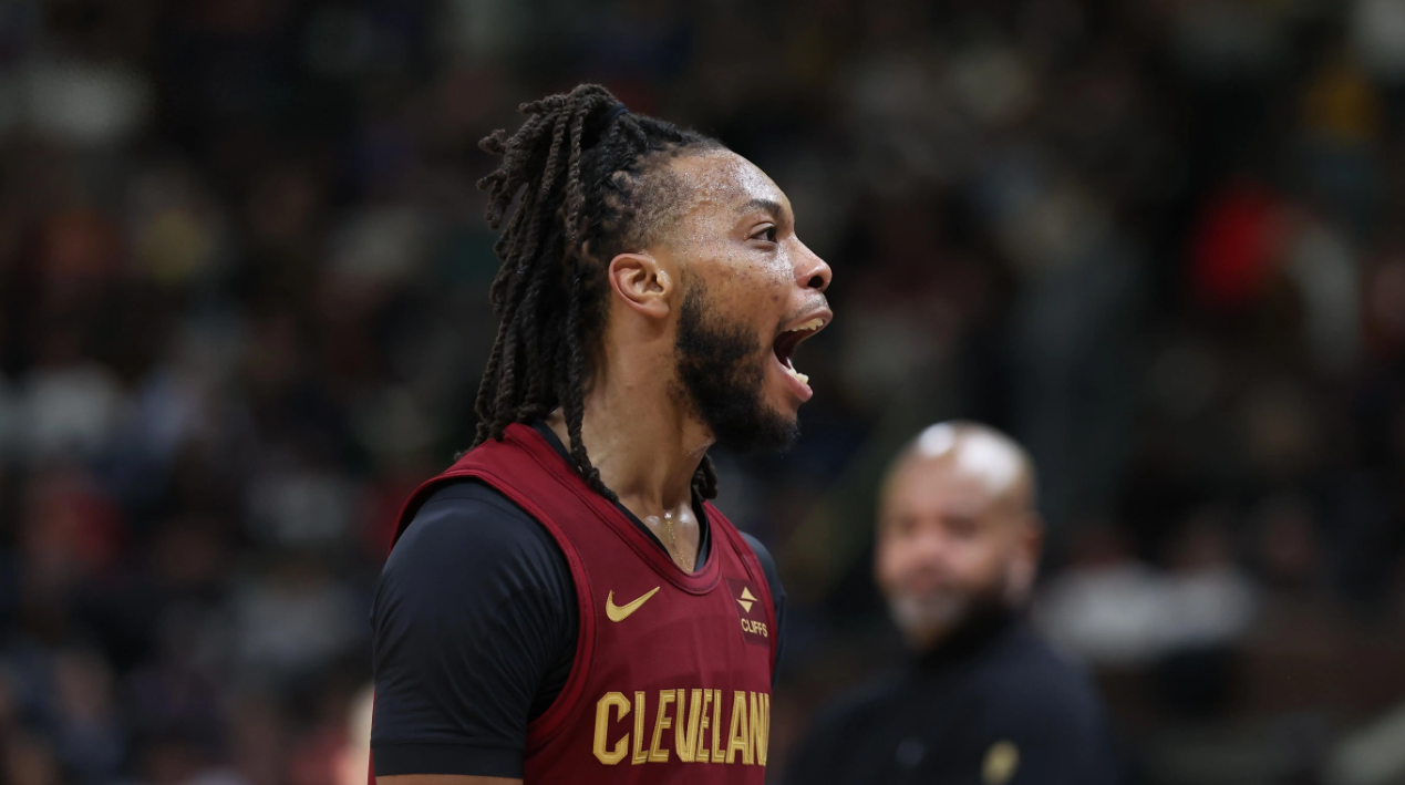 包含钻石联赛转会风云：菲尼克斯太阳盯上锋线强援，伊藤美诚或成交易筹码的词条